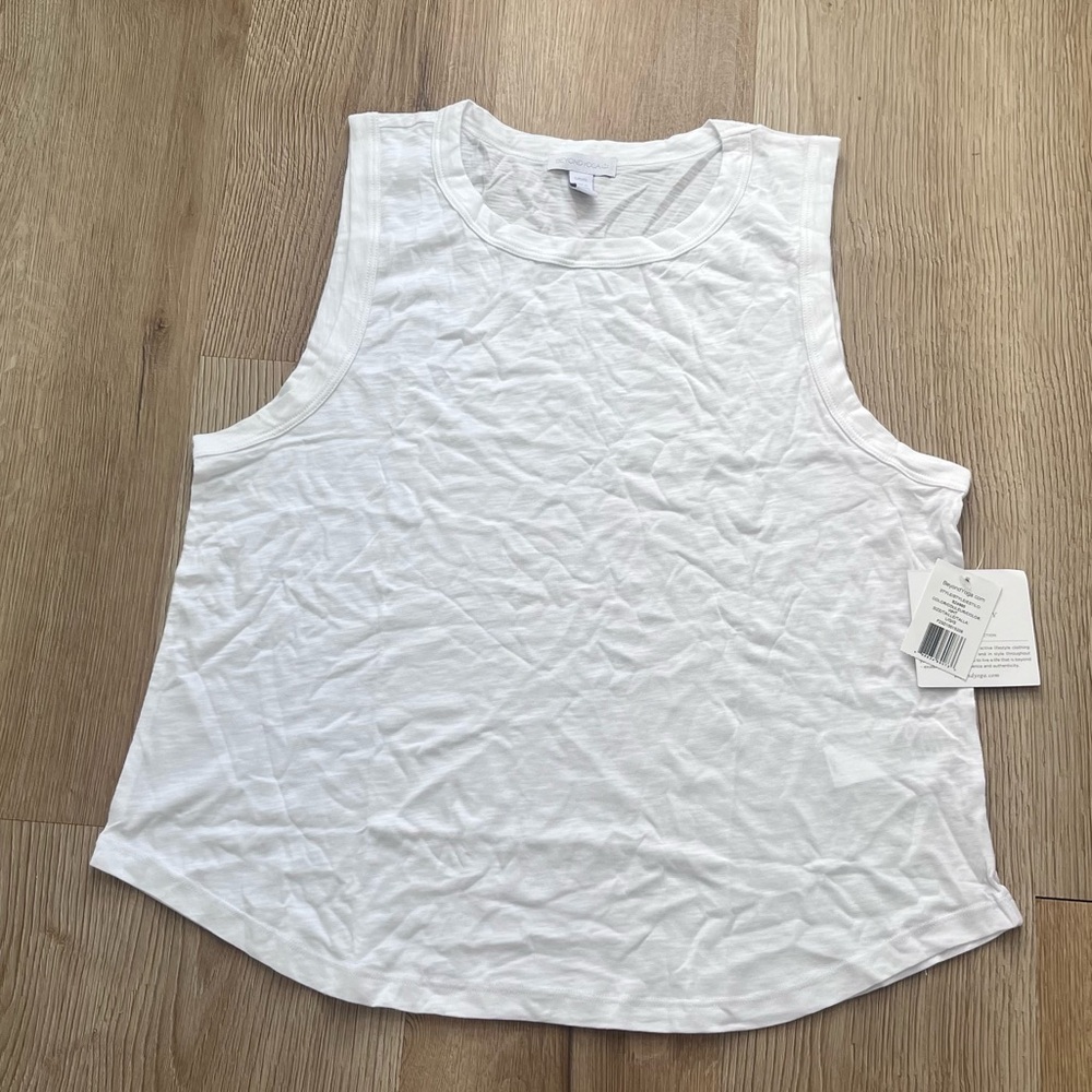 Beyond Yoga Signature Curved Hem Tank